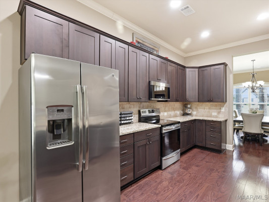 9144 Crescent Lodge Drive