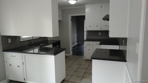 3411 Royal Carriage Drive