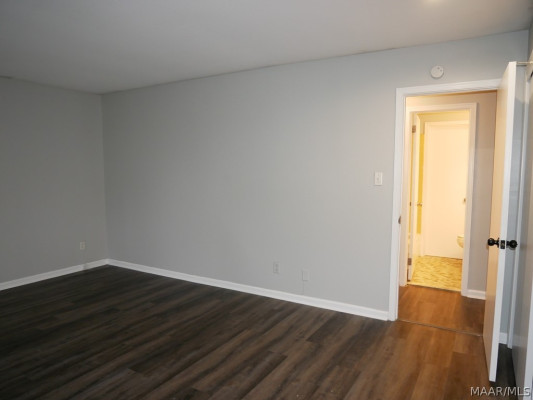 3411 Royal Carriage Drive
