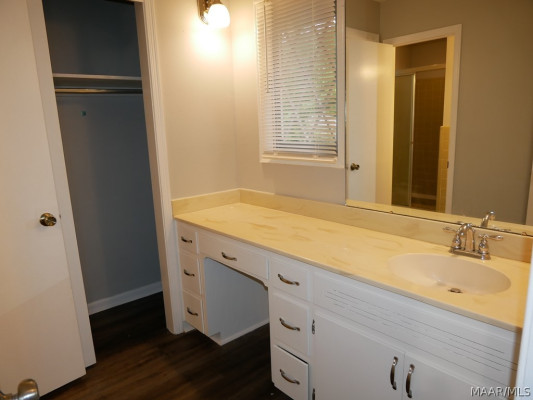 3411 Royal Carriage Drive
