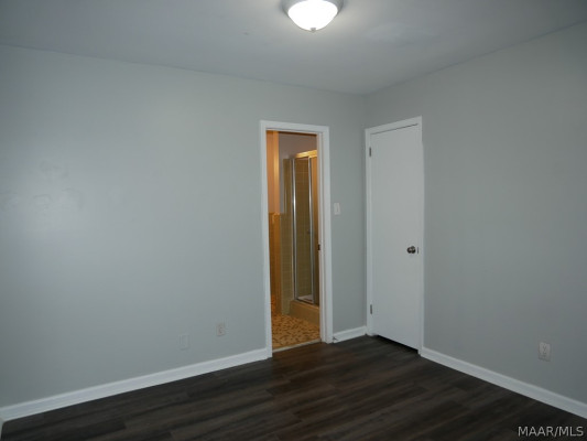 3411 Royal Carriage Drive