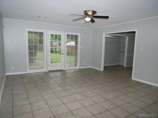 3411 Royal Carriage Drive