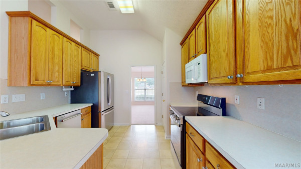 7761 STEELE RIDGE Drive