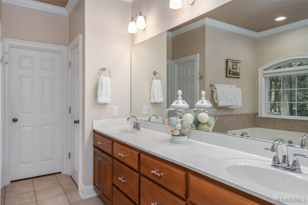50 Orchard Trace
