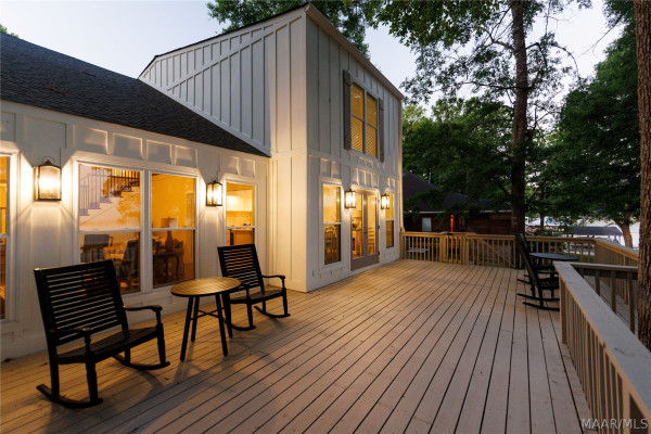 1007 Shoal Creek Drive