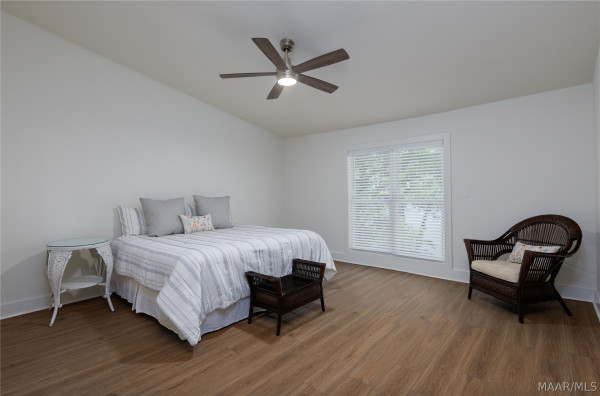 1007 Shoal Creek Drive