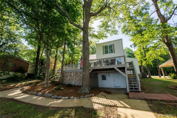 1007 Shoal Creek Drive