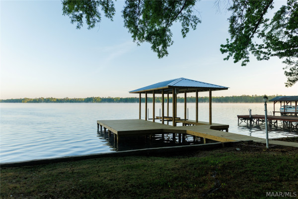 1007 Shoal Creek Drive