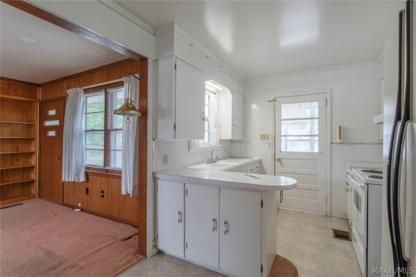 305 W Tallassee Street