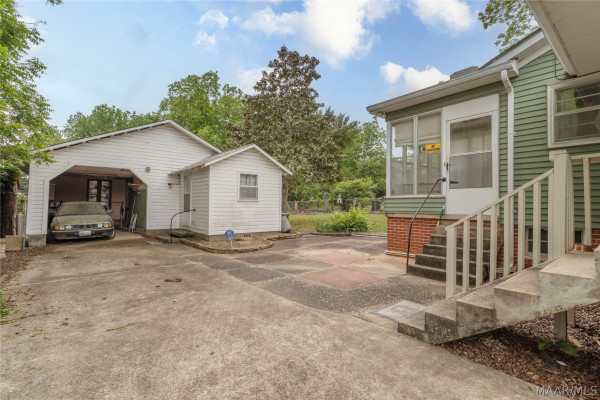 305 W Tallassee Street