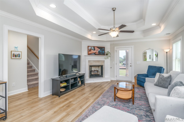 738 Harbin Drive