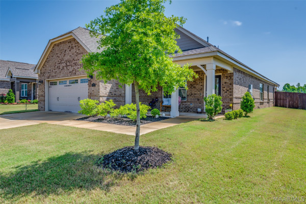 738 Harbin Drive