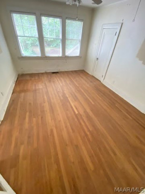 3325 Lexington Road