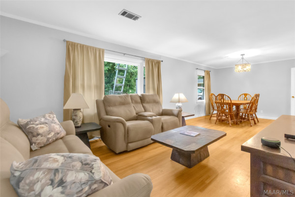 925 Green Forest Drive