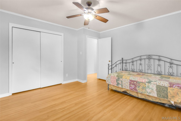 925 Green Forest Drive
