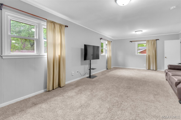 925 Green Forest Drive