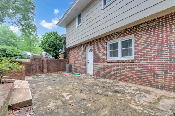 925 Green Forest Drive