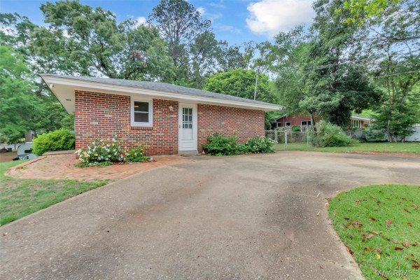 925 Green Forest Drive