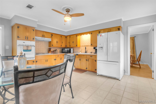 925 Green Forest Drive