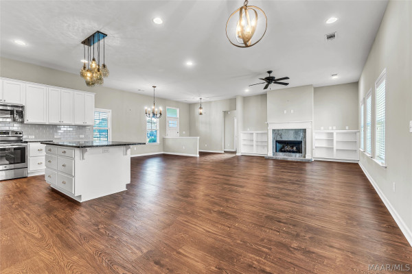8828 Andress Court
