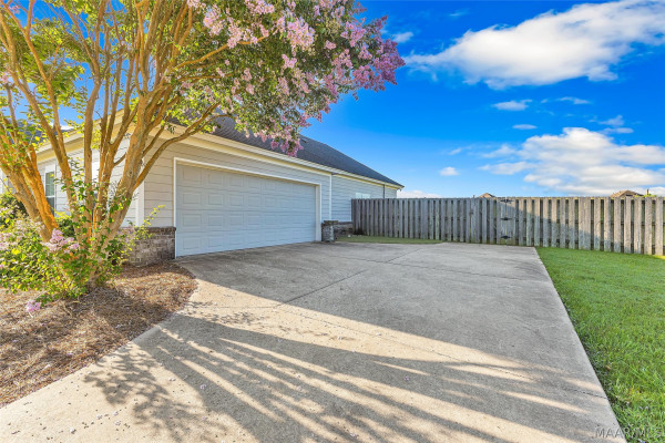 8828 Andress Court