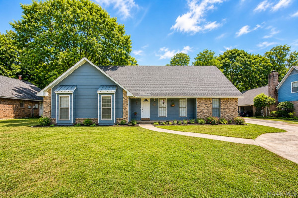 5879 Bridle Path Lane