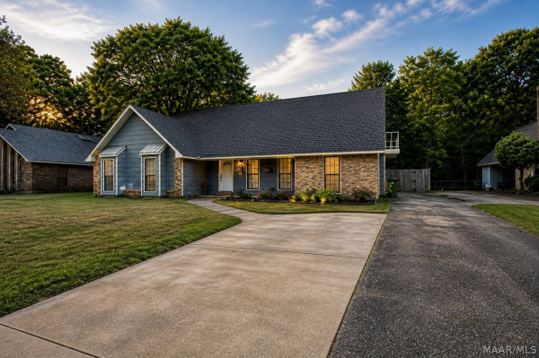 5879 Bridle Path Lane