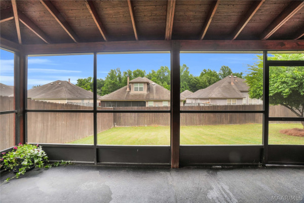 10449 DUNCANNON Trail