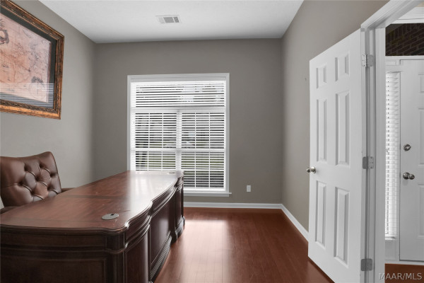 10449 DUNCANNON Trail