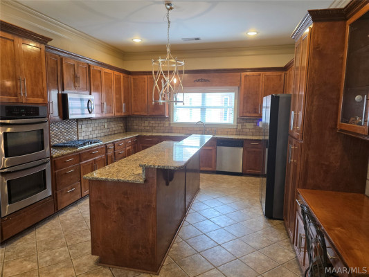 3112 Fieldcrest Drive