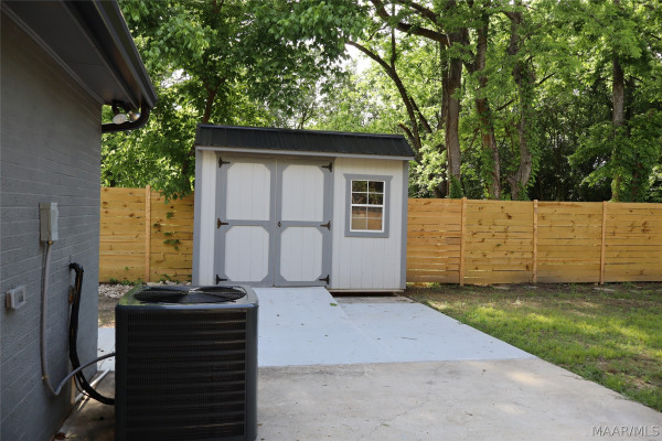 2405 Overhill Road