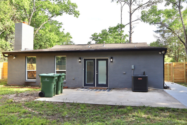 2405 Overhill Road