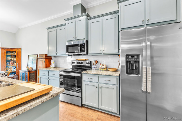 180 Flatwood Road