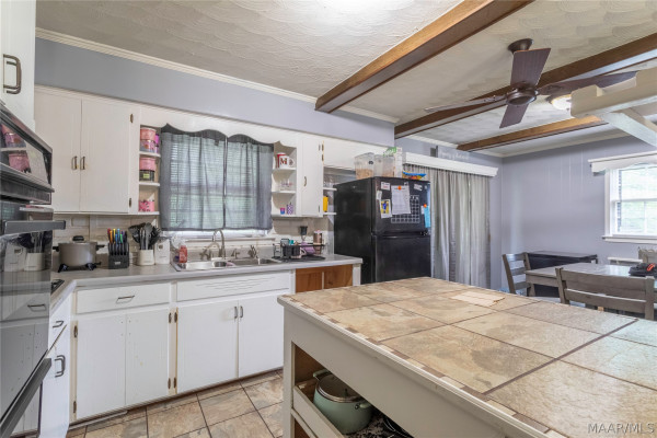168 Spring Valley Road