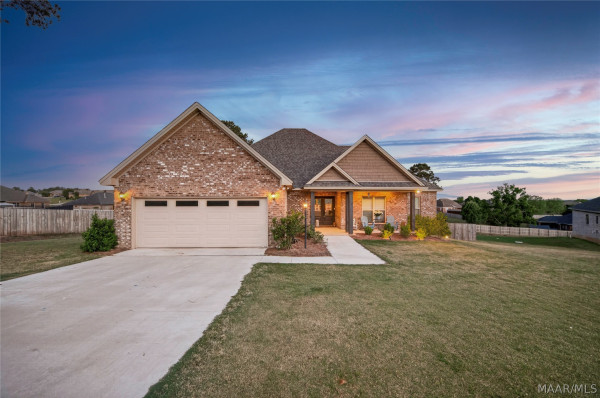 16 Village Knoll