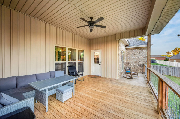 16 Village Knoll