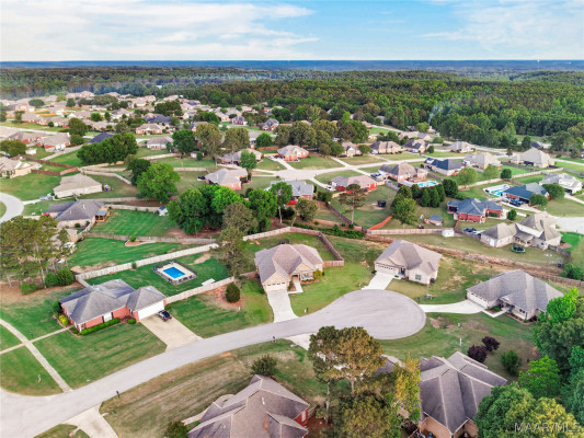 16 Village Knoll