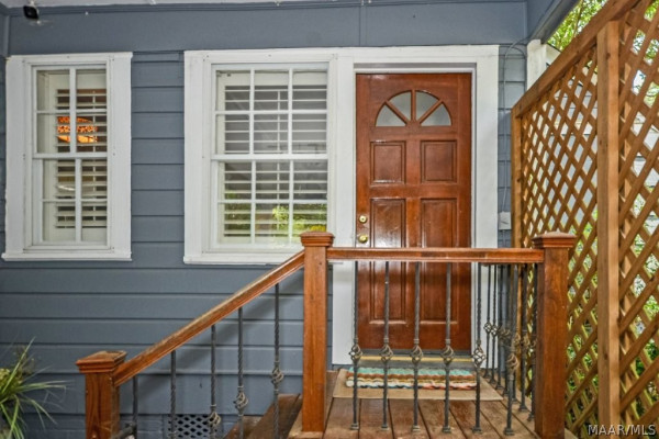 1348 Magnolia Curve