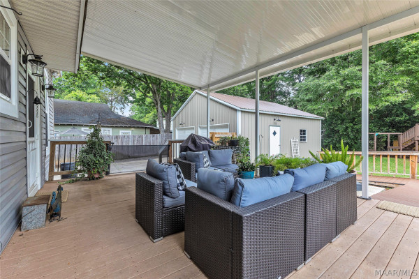 210 W Coosa Street