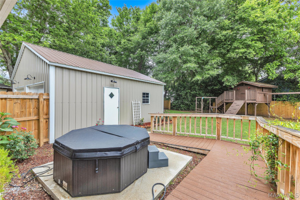 210 W Coosa Street