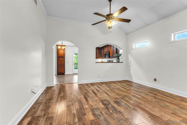 251 Uden Way