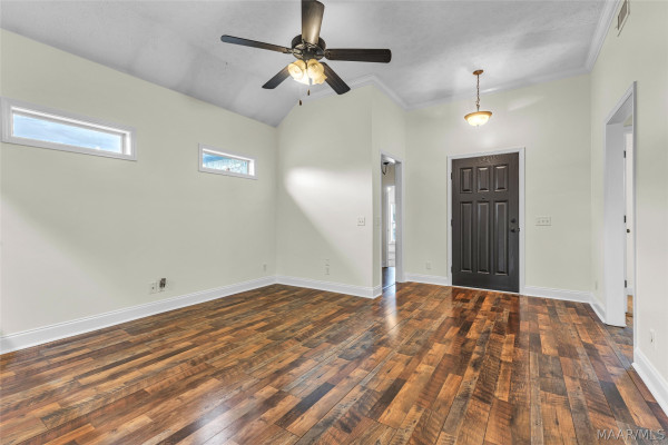 251 Uden Way