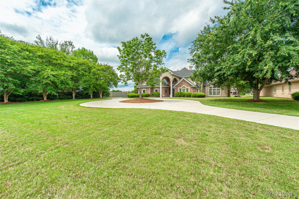 8557 WestHampton Court