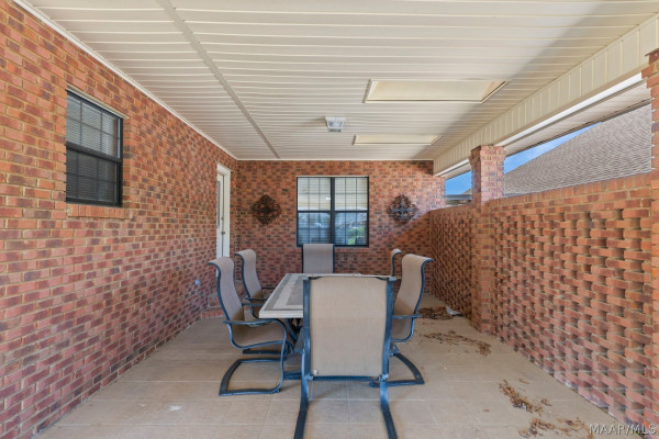 1715 PEBBLE CREEK Drive