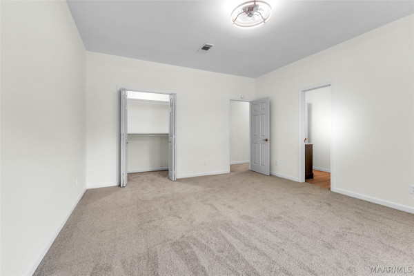 221 Doe Drive