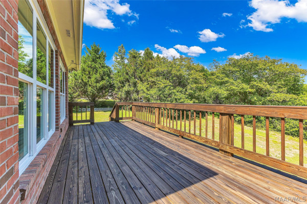 221 Doe Drive