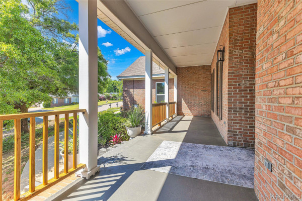 221 Doe Drive