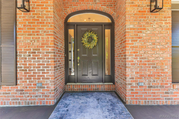 221 Doe Drive