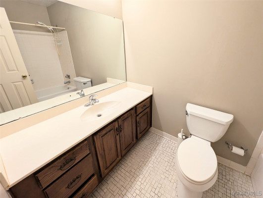 2336 Sagewood Drive