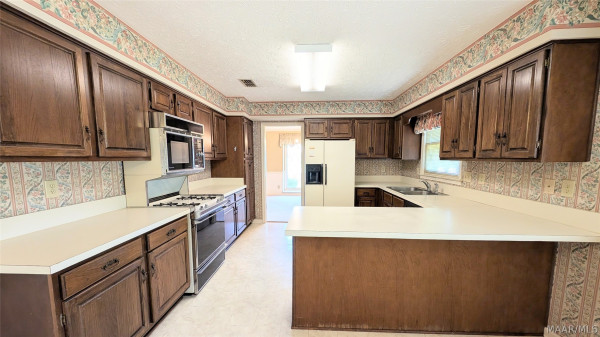 2336 Sagewood Drive